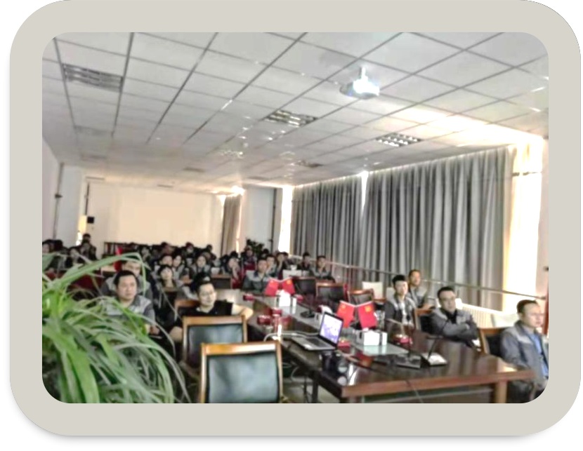 飲水思源念黨恩   同心共鑄金葉夢(mèng)——“喜迎祖國(guó)70華誕”紅色電影展映活動(dòng)