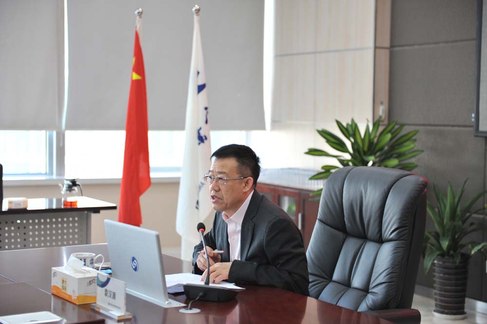 勿忘初心做“四人” 牢記使命攀“四臺” ——金葉科教集團舉辦2021年度中層干部述職考評大會 勿忘初心做“四人” 牢記使命攀“四臺” ——金葉科教集團舉辦2021年度中層干部述職考評大會