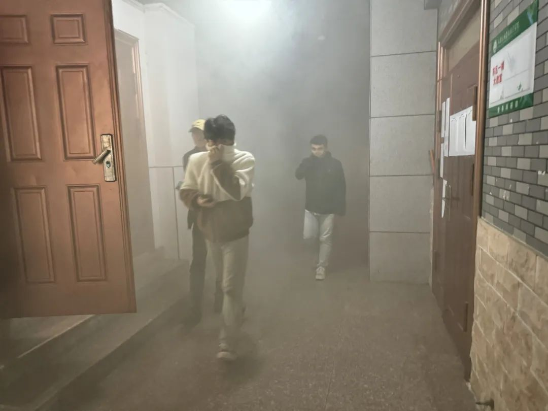 夯實(shí)安全管理基礎(chǔ) 提高全員安全意識(shí) 筑牢安全生產(chǎn)防線 金葉科教集團(tuán)深入開展2024年安全管理專項(xiàng)行動(dòng)之教育事業(yè)篇 夯實(shí)安全管理基礎(chǔ) 提高全員安全意識(shí) 筑牢安全生產(chǎn)防線 金葉科教集團(tuán)深入開展2024年安全管理專項(xiàng)行動(dòng)之教育事業(yè)篇