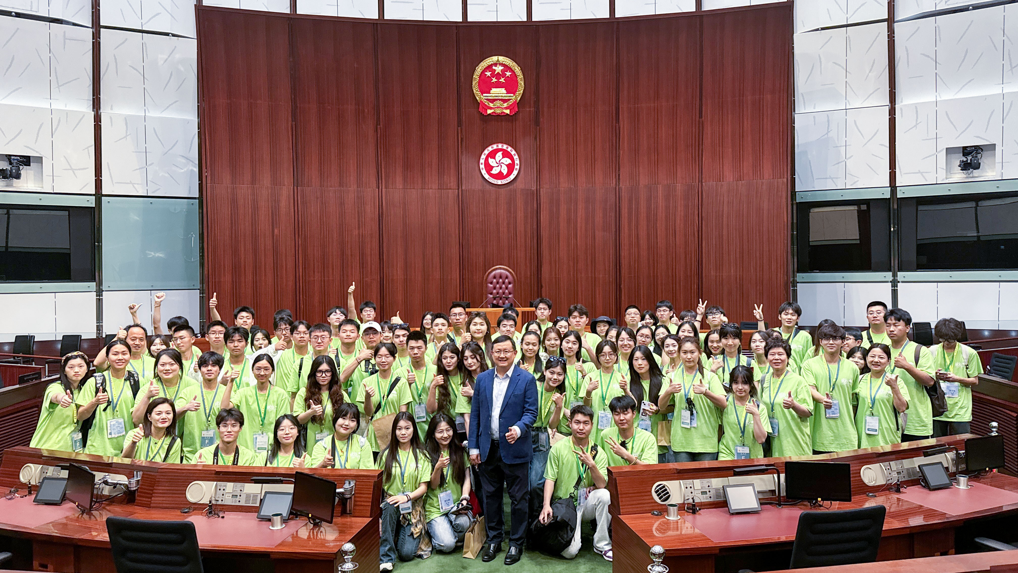 以青春之光 筑家國夢想 集團兩校師生代表赴香港參加2025青年夢想家交流營活動 以青春之光 筑家國夢想 集團兩校師生代表赴香港參加2025青年夢想家交流營活動